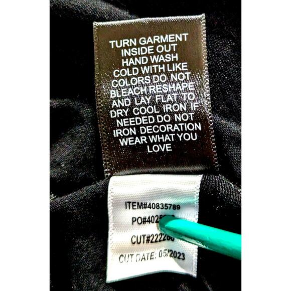 Torrid Black wmns Top 3 x Rayon/spandex Bust to 50" NWOTBeaded and embroideded - Picture 7 of 7